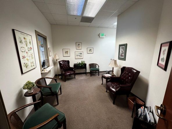 Suite 206